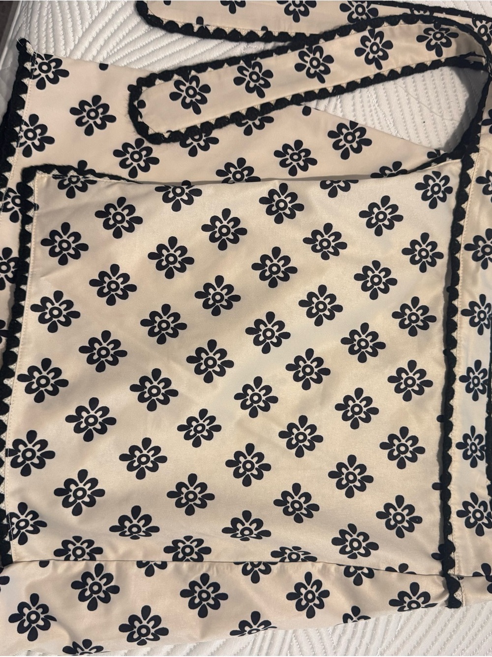 Cream and Black Floral Wrwp Skort